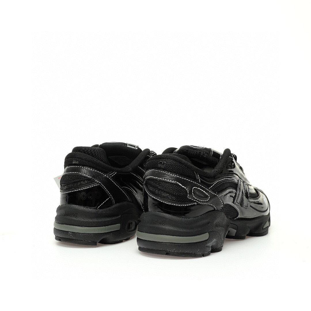 New Balance 1000 &
