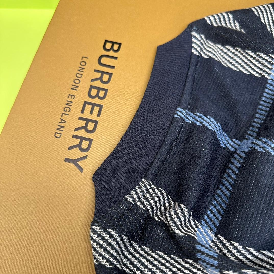 Burberry T-Shirt Without Collar