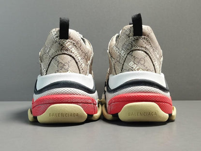 BALENCIAGA x GUCCI - TRIPLES S