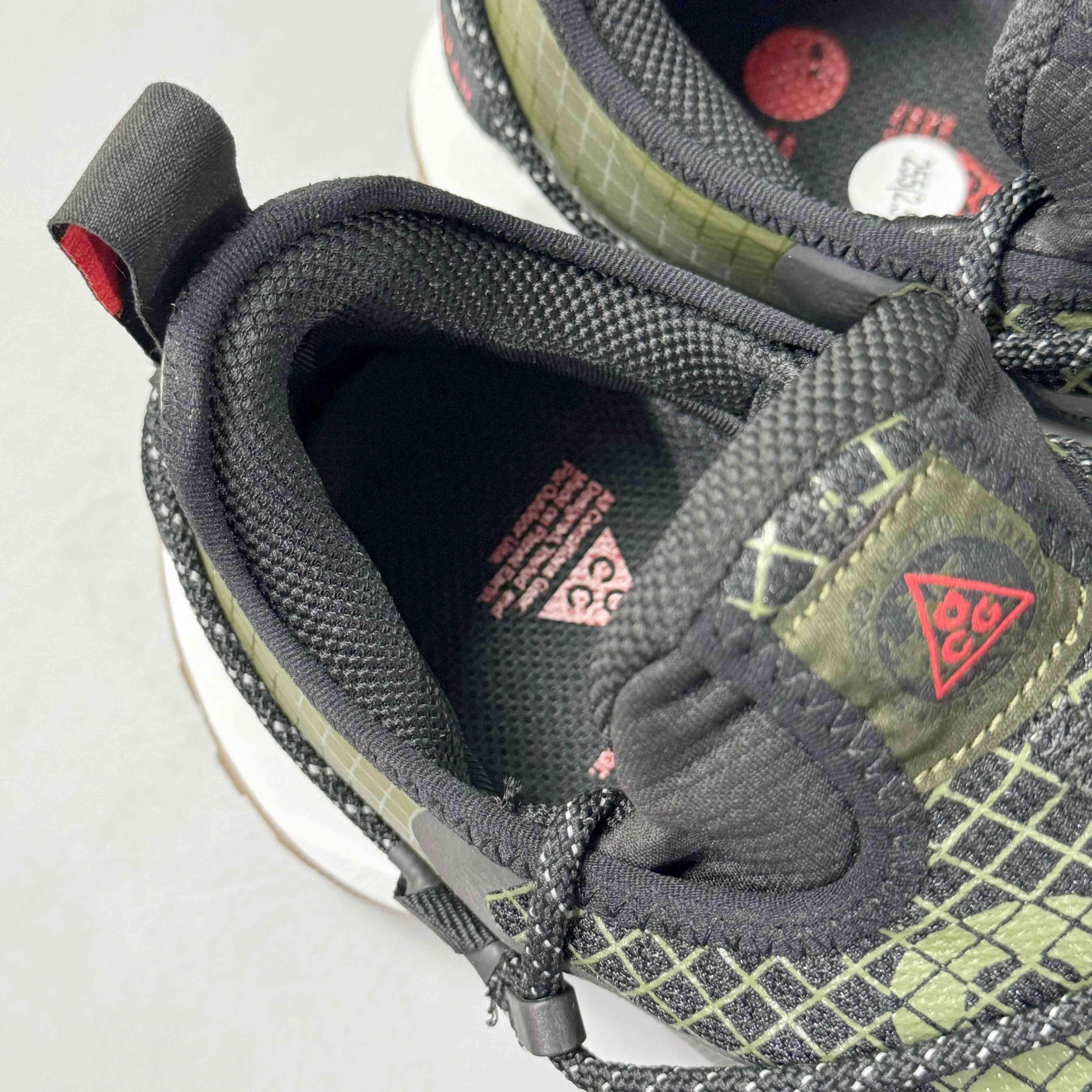 Nike ACG Mountain Fly 2 SE &