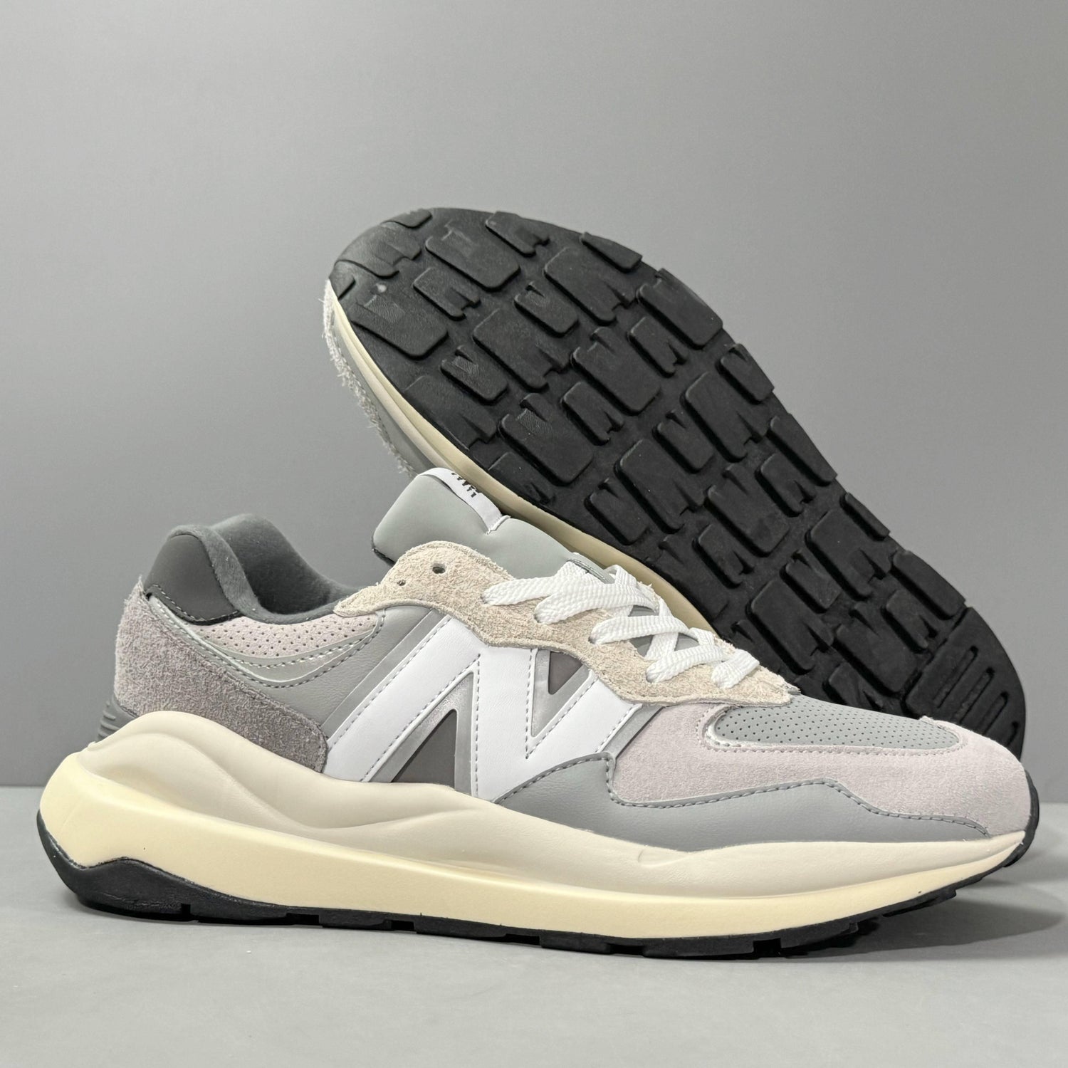 New Balance 57/40 Grey Day
