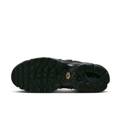Nike Air Max Plus Utility &