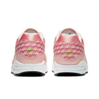 Nike Air Max 1 &