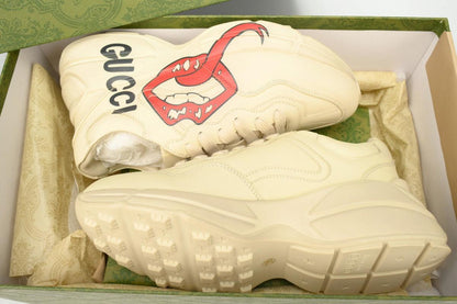 Gucci &