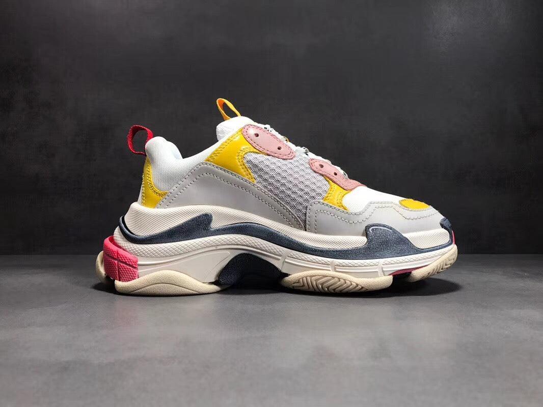 BALENCIAGA TRIPLE S SNEAKER