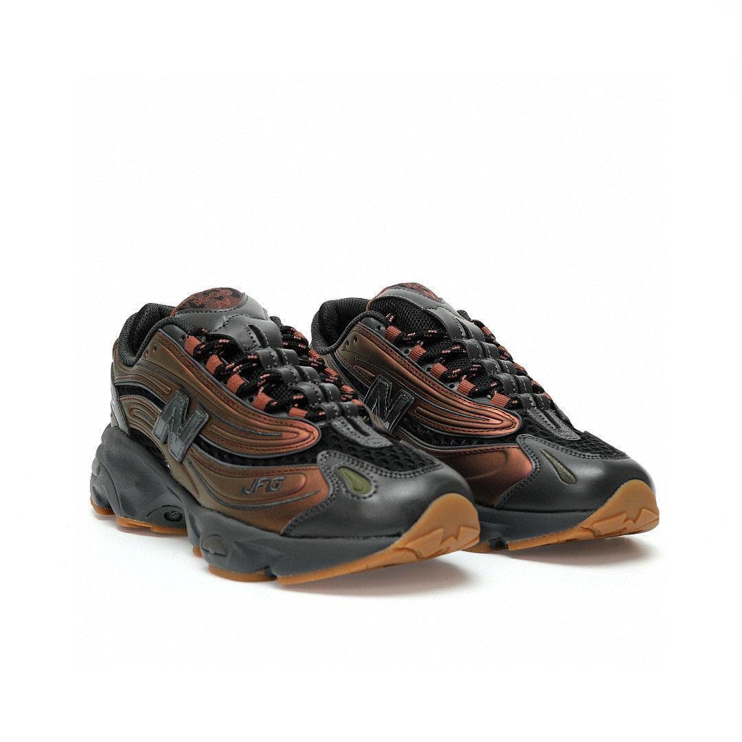 New Balance 1000 &