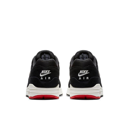 Nike Air Max 87 &