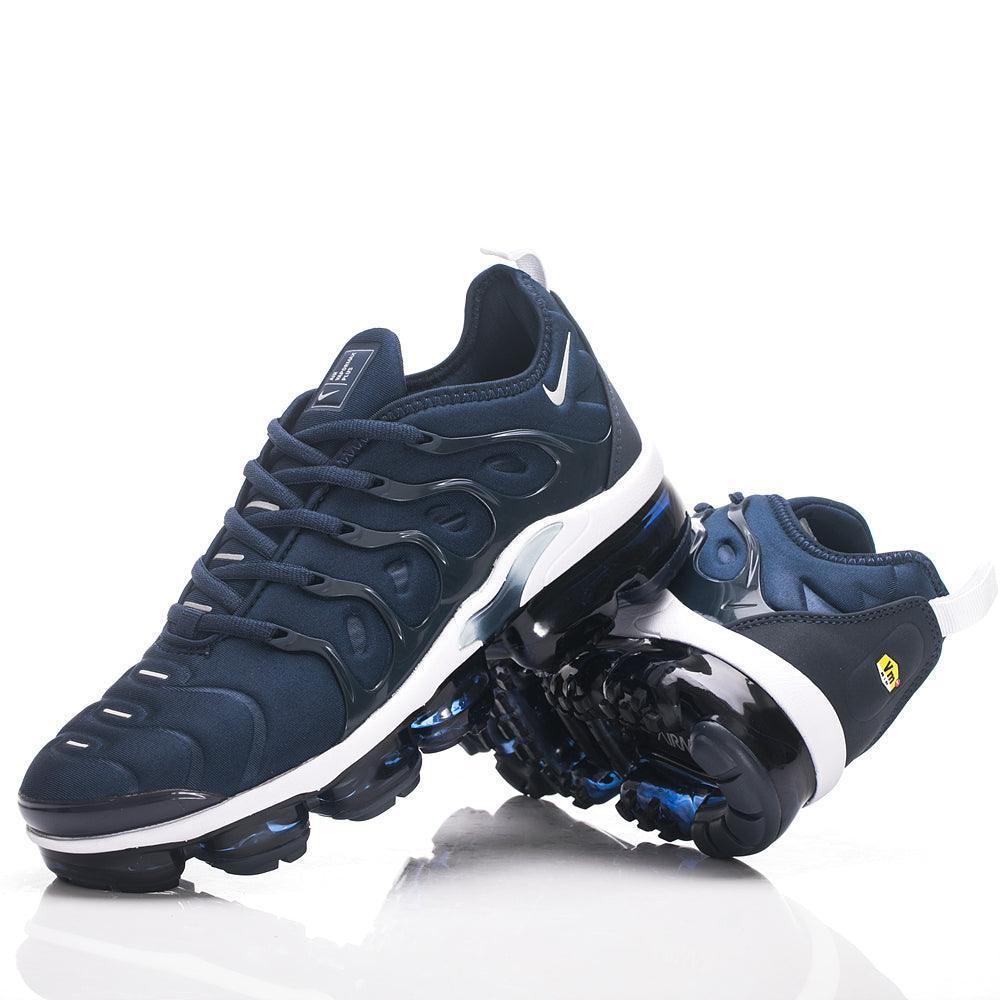 Nike Air VaporMax Plus &