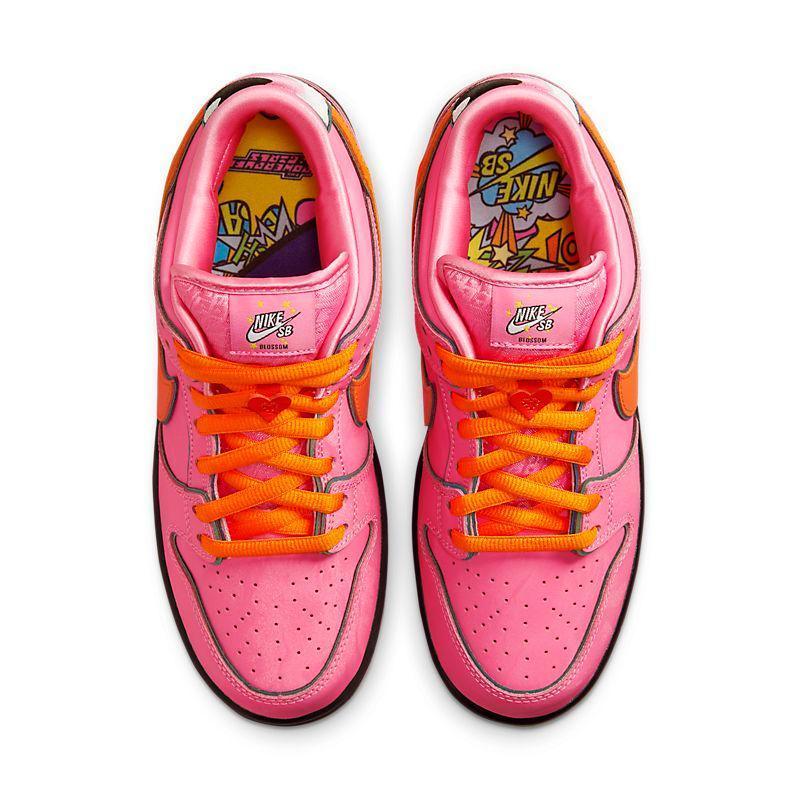 Nike SB Dunk Low &