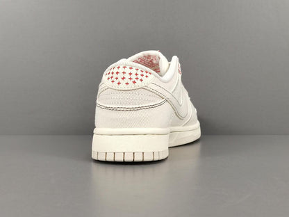 Nike Dunk Low &