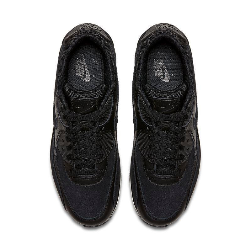 Nike Air Max 90 &