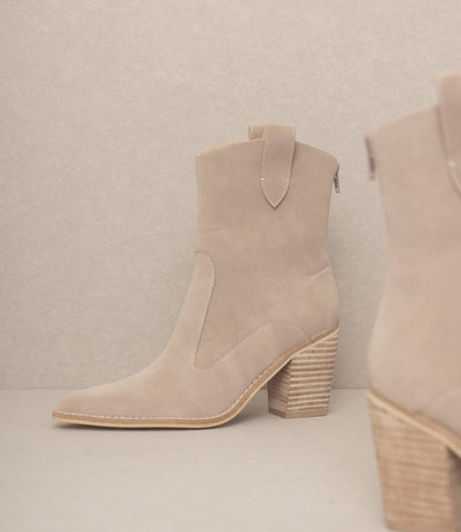 Tara Two Paneled Western Boots