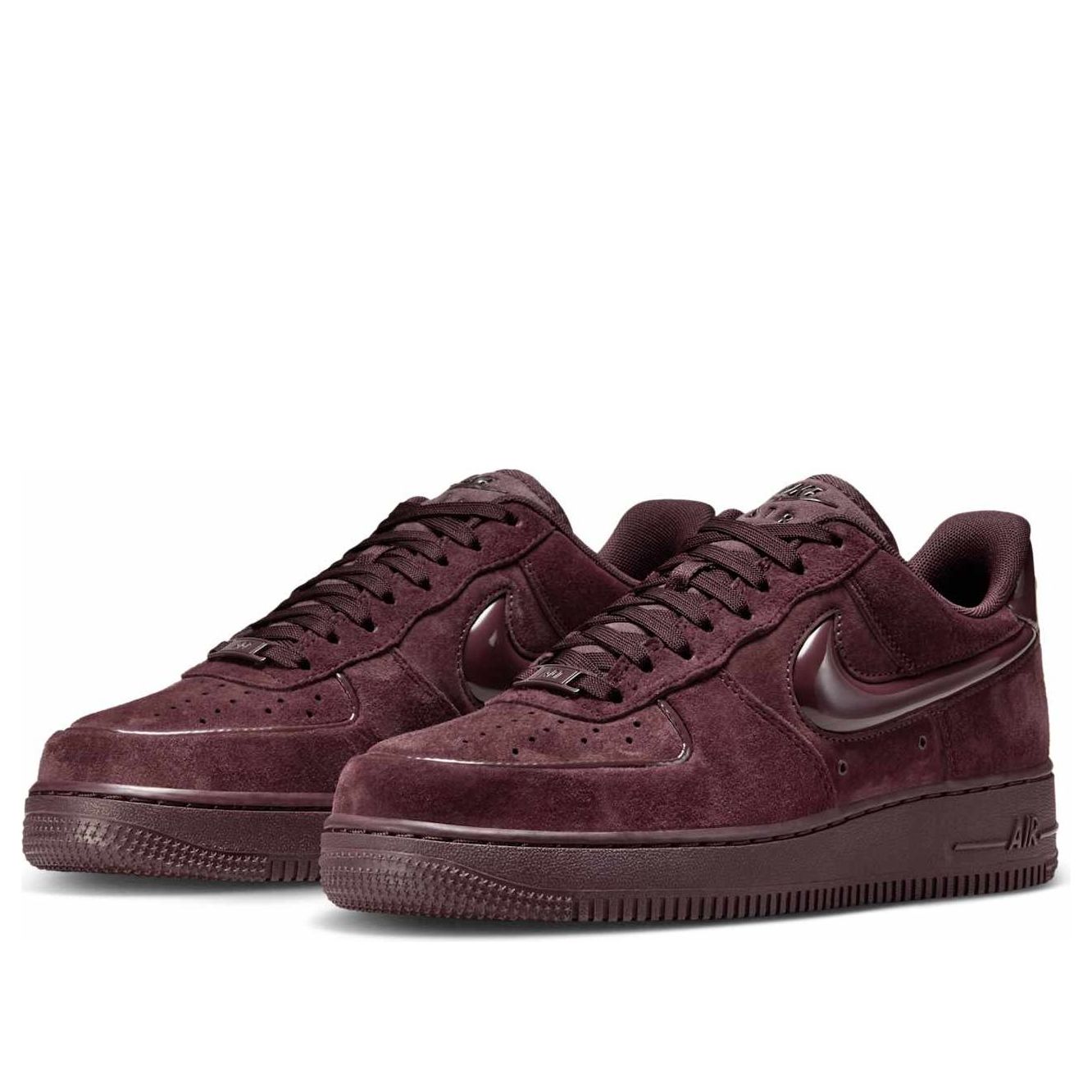 Nike Air Force 1 Low &