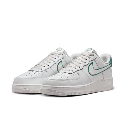Air Force 1 &