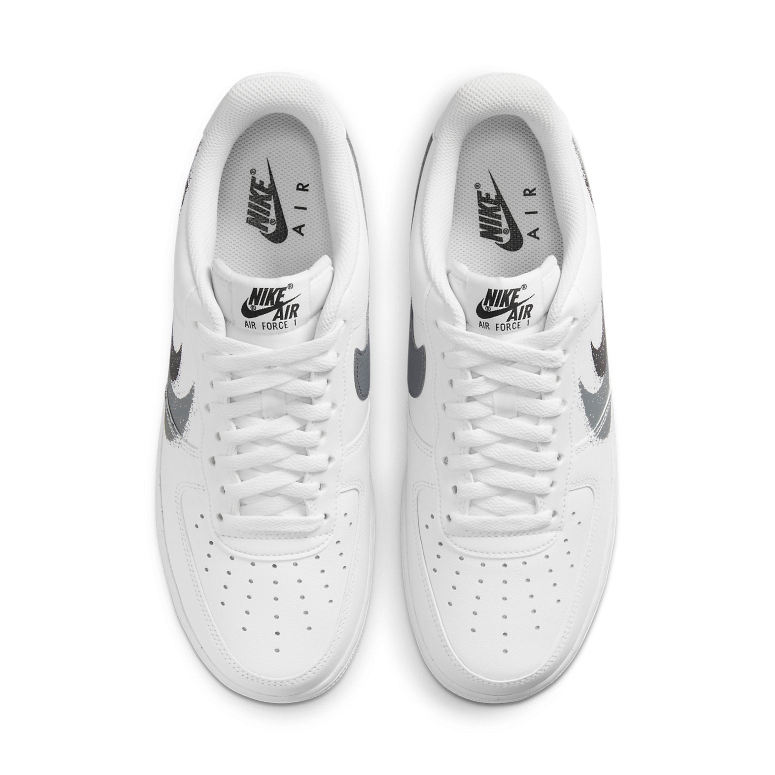 Nike Air Force 1 Low &