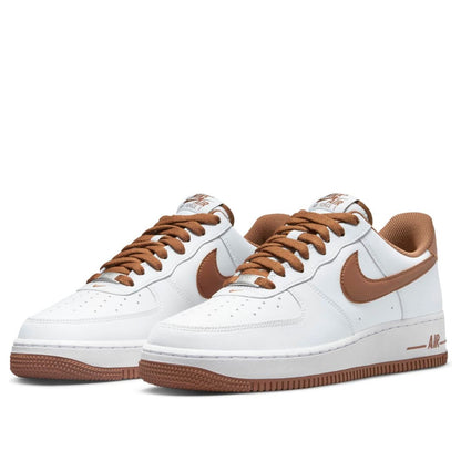 Nike Air Force 1 &