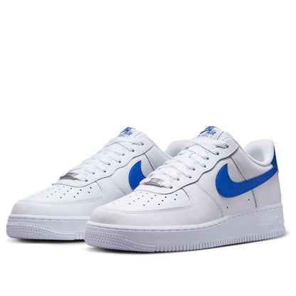 Nike Air Force 1 Low &