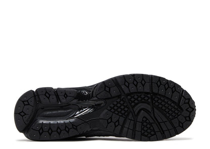 New Balance 2002R Gore-Tex Charcoal