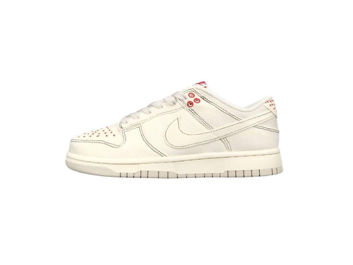Nike Dunk Low &