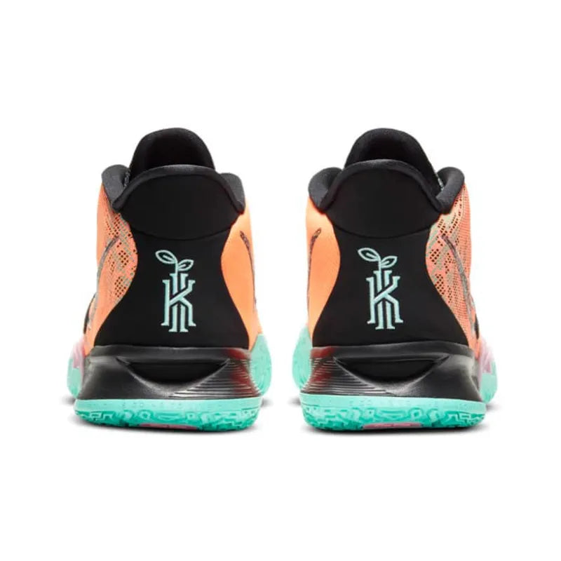 Nike Kyrie 7 &