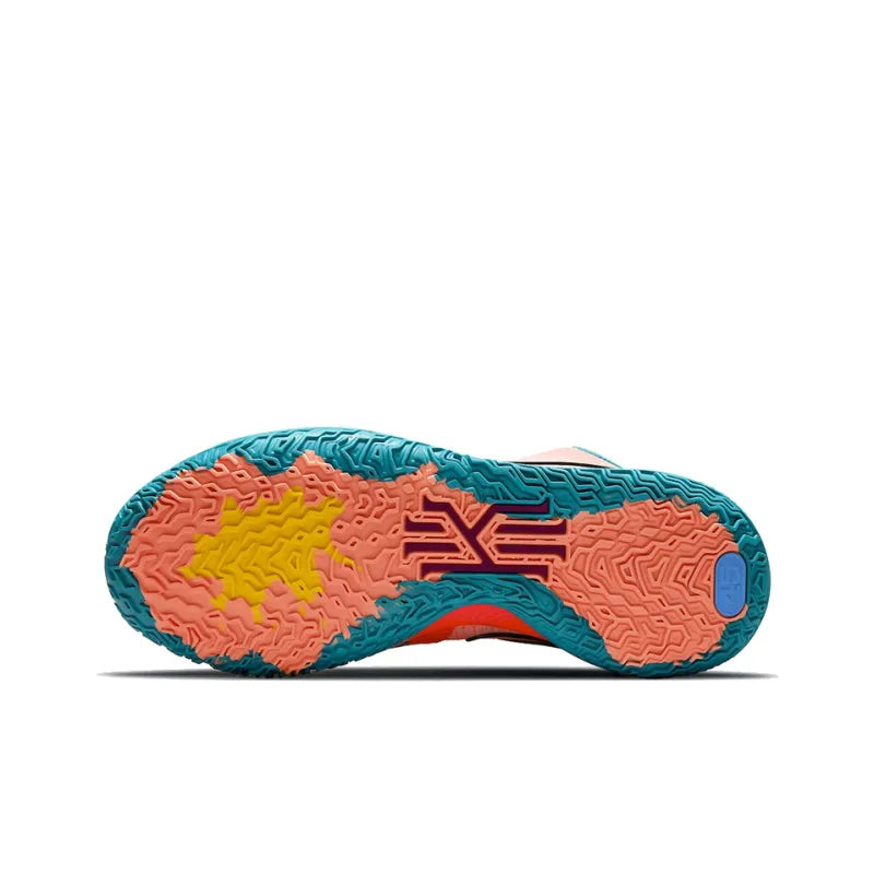Nike Kyrie Low 4 &