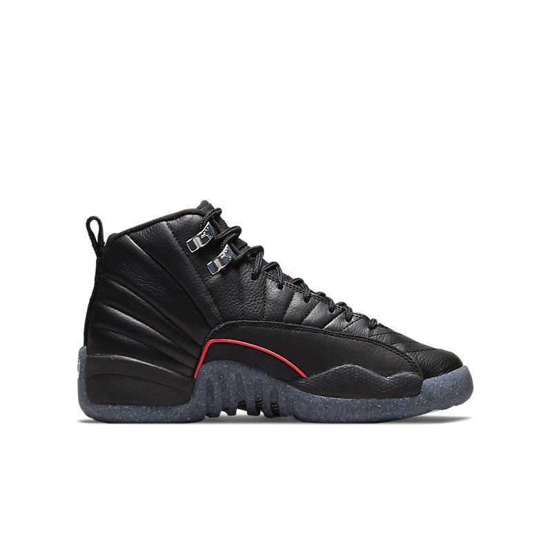 Air Jordan Retro 12 &