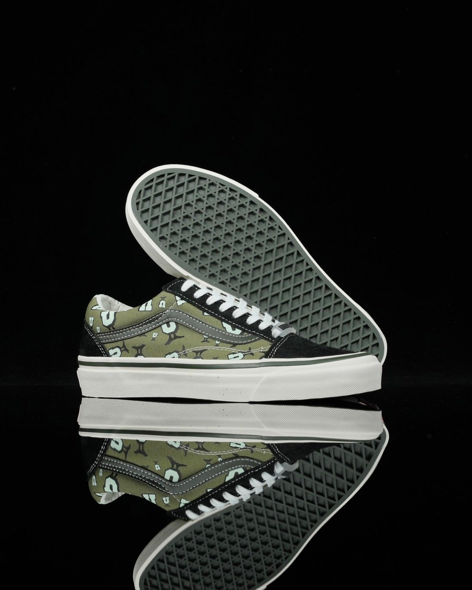 UNDEFEATED x Vans U-Man &