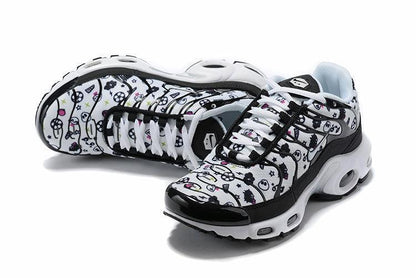 Nike Air Max Plus &