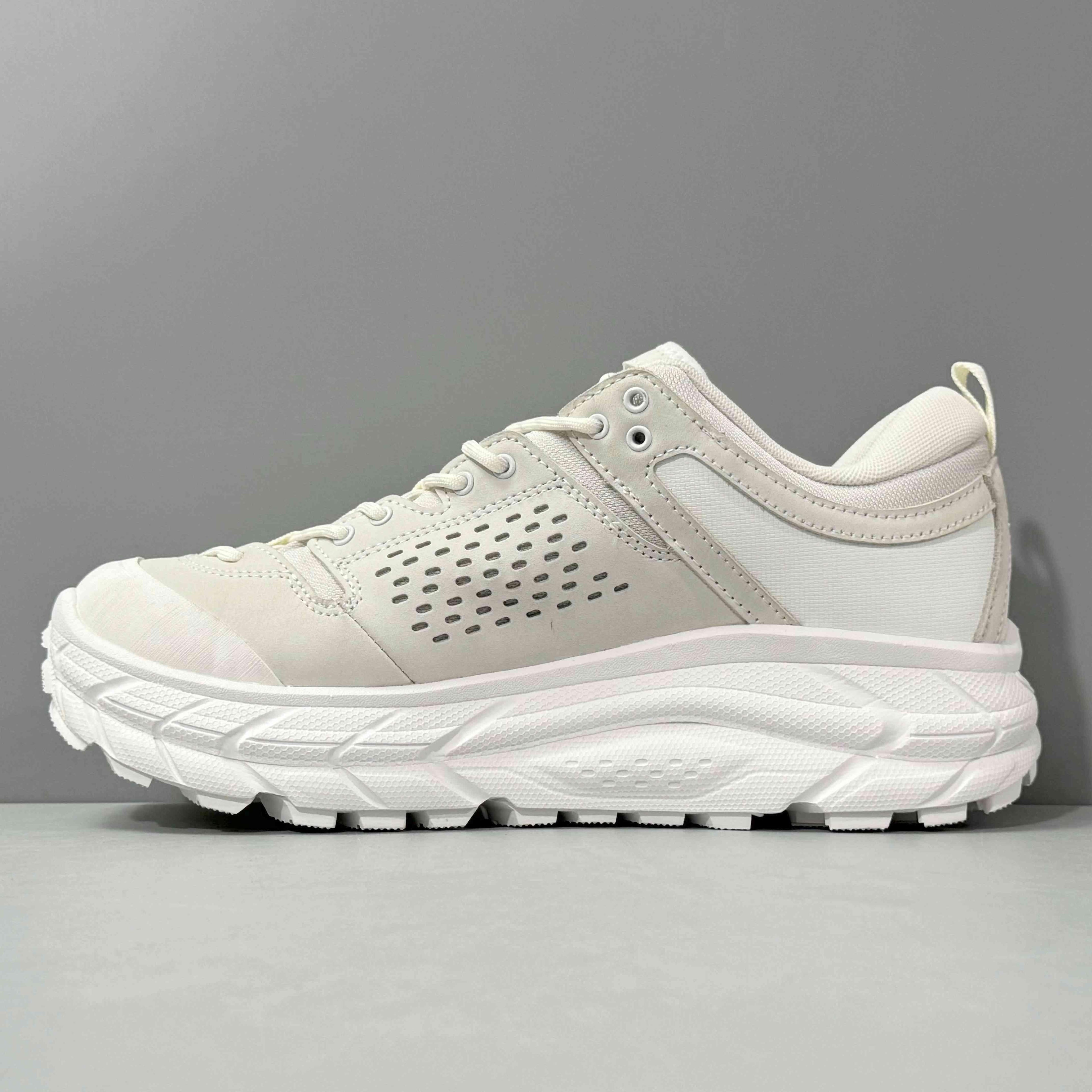 Hoka One One Tor Ultra Low &