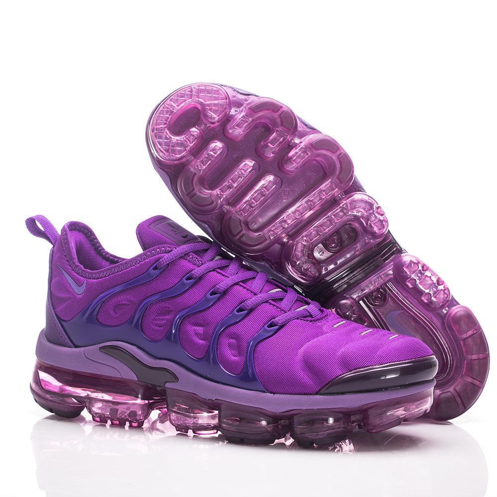 Nike Air Vapormax Plus &