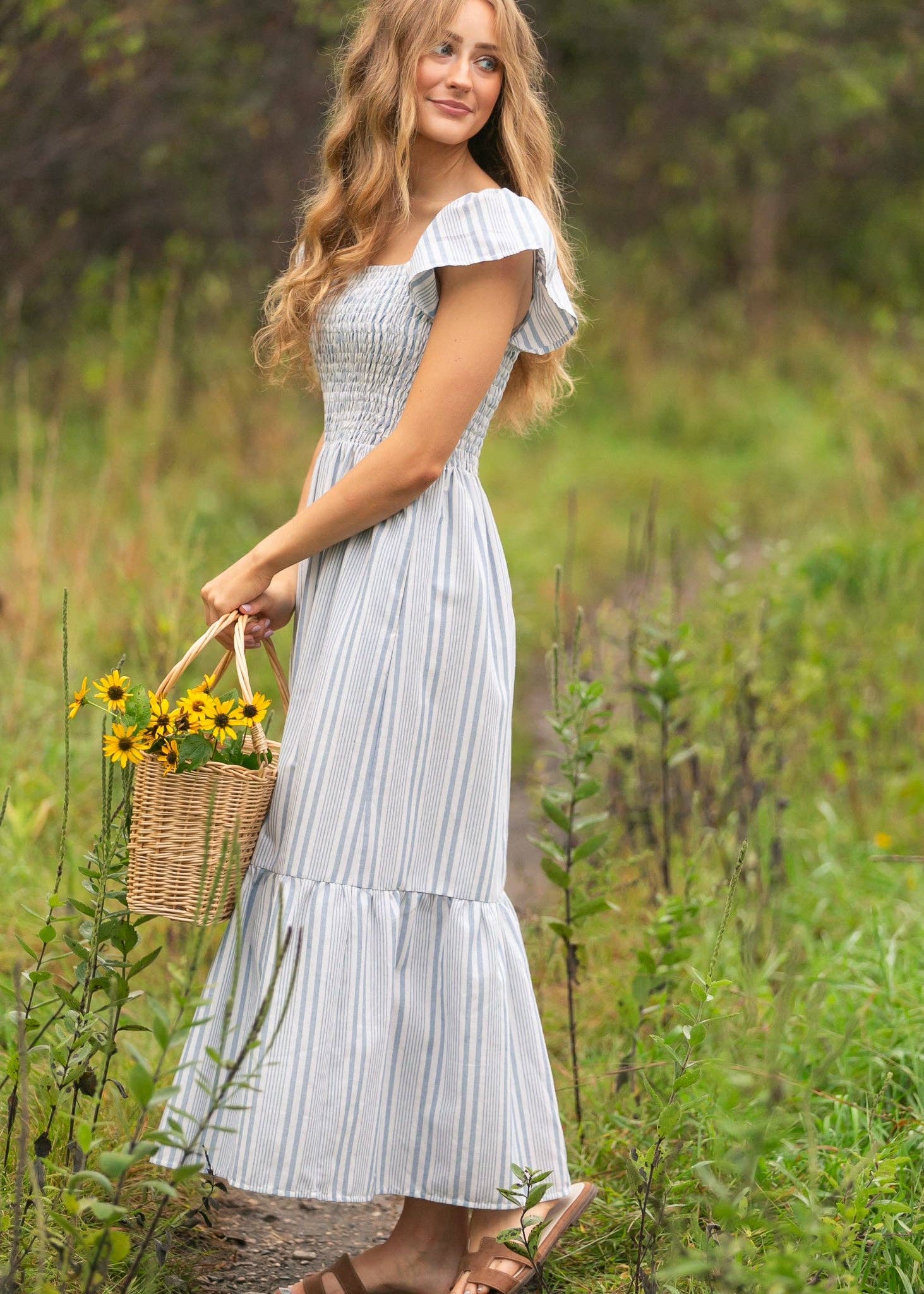 Summer Flutter Sleeve Midi Dress: XL