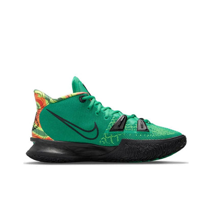 Nike Kyrie 7 &