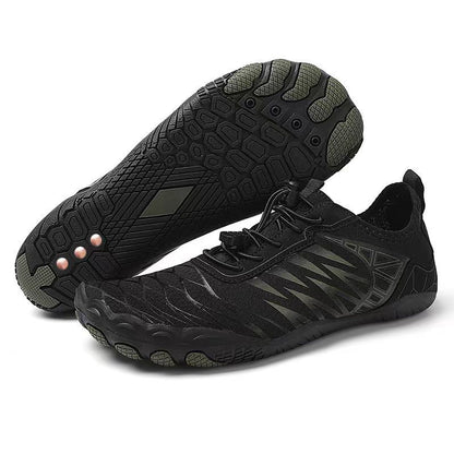 Canyon-walking shoes