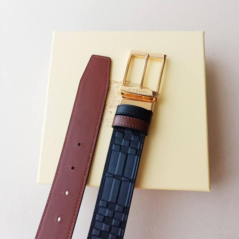 Burberry Leather Vintage Belt &