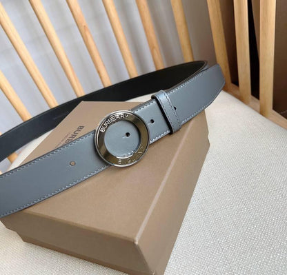 Burberry Leather Vintage Belt &
