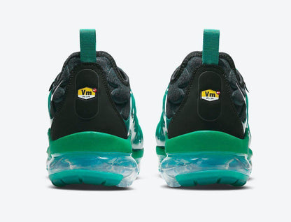 Nike Air VaporMax Plus &
