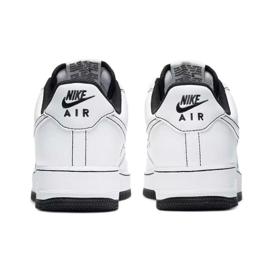 Nike Air Force 1 &