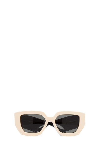 GUCCI Chic Acetate Sunglasses for Women - FW19 Edition