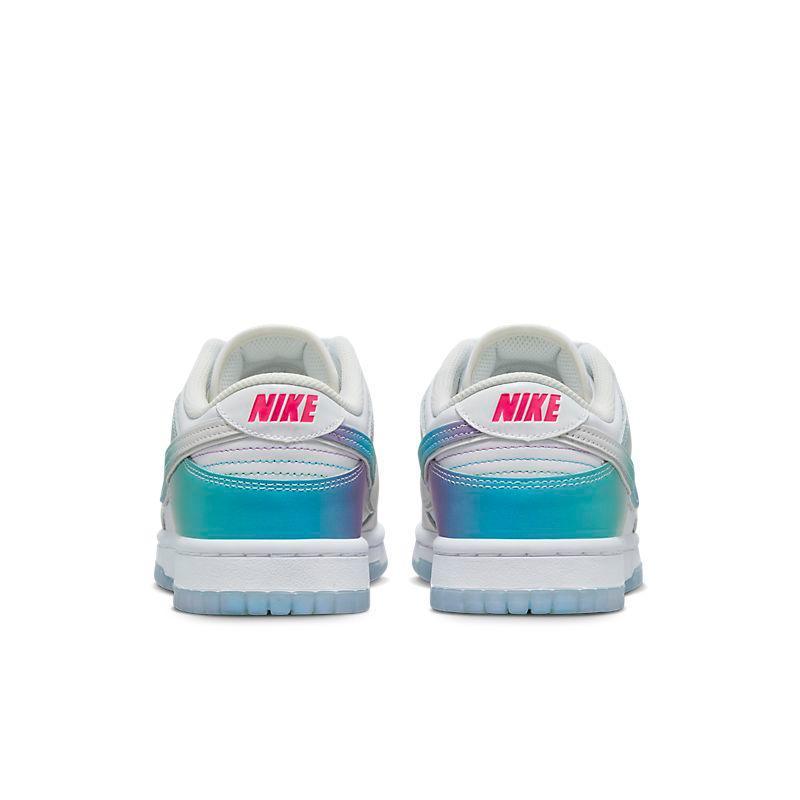 Nike Dunk Low &