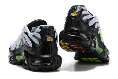 Nike Air Max Plus &