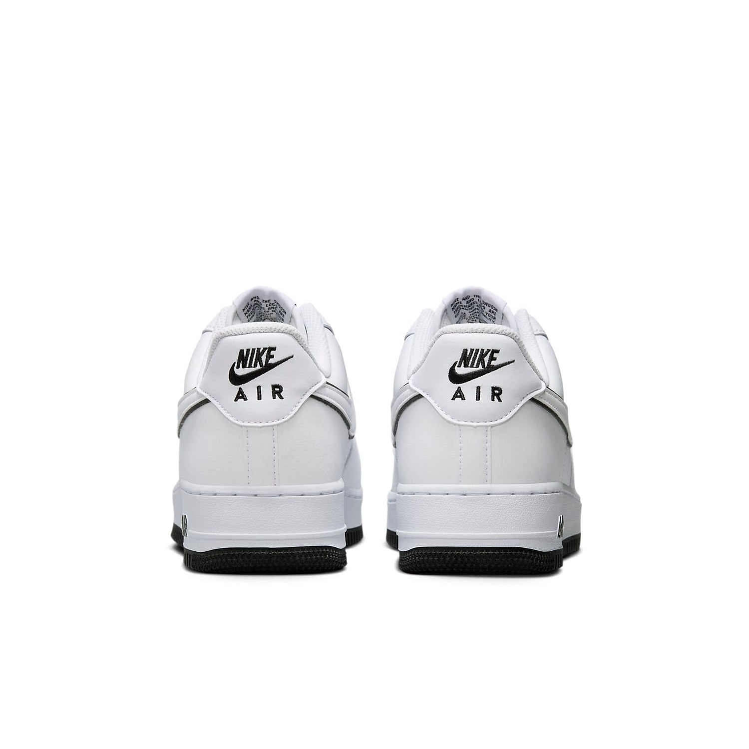 Nike Air Force 1 Low &