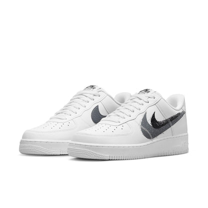 Nike Air Force 1 Low &