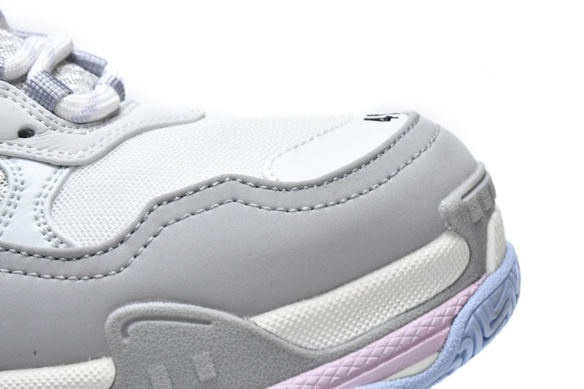 Balenciaga Triple Sneakers Makaron