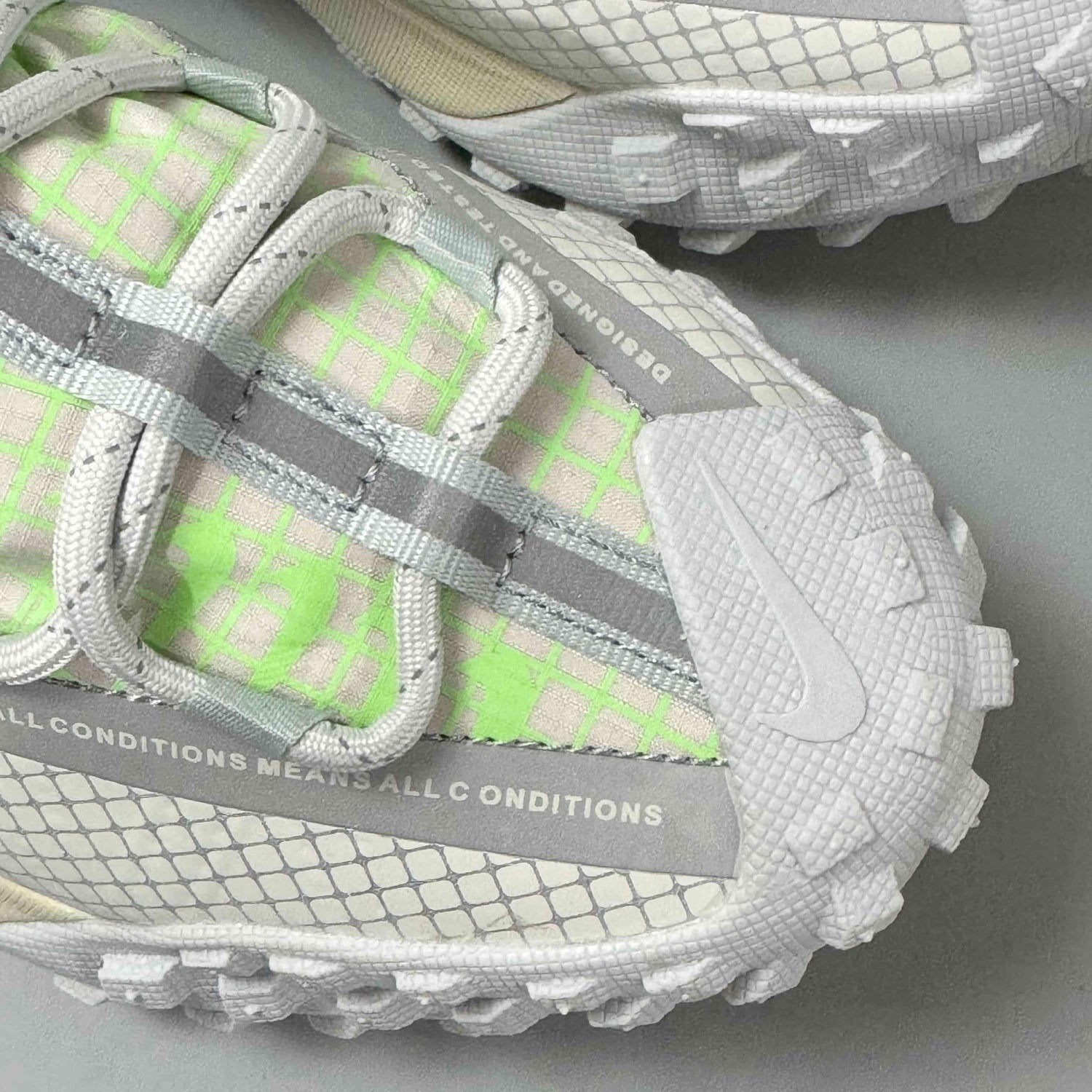 Nike ACG Mountain Fly Low &