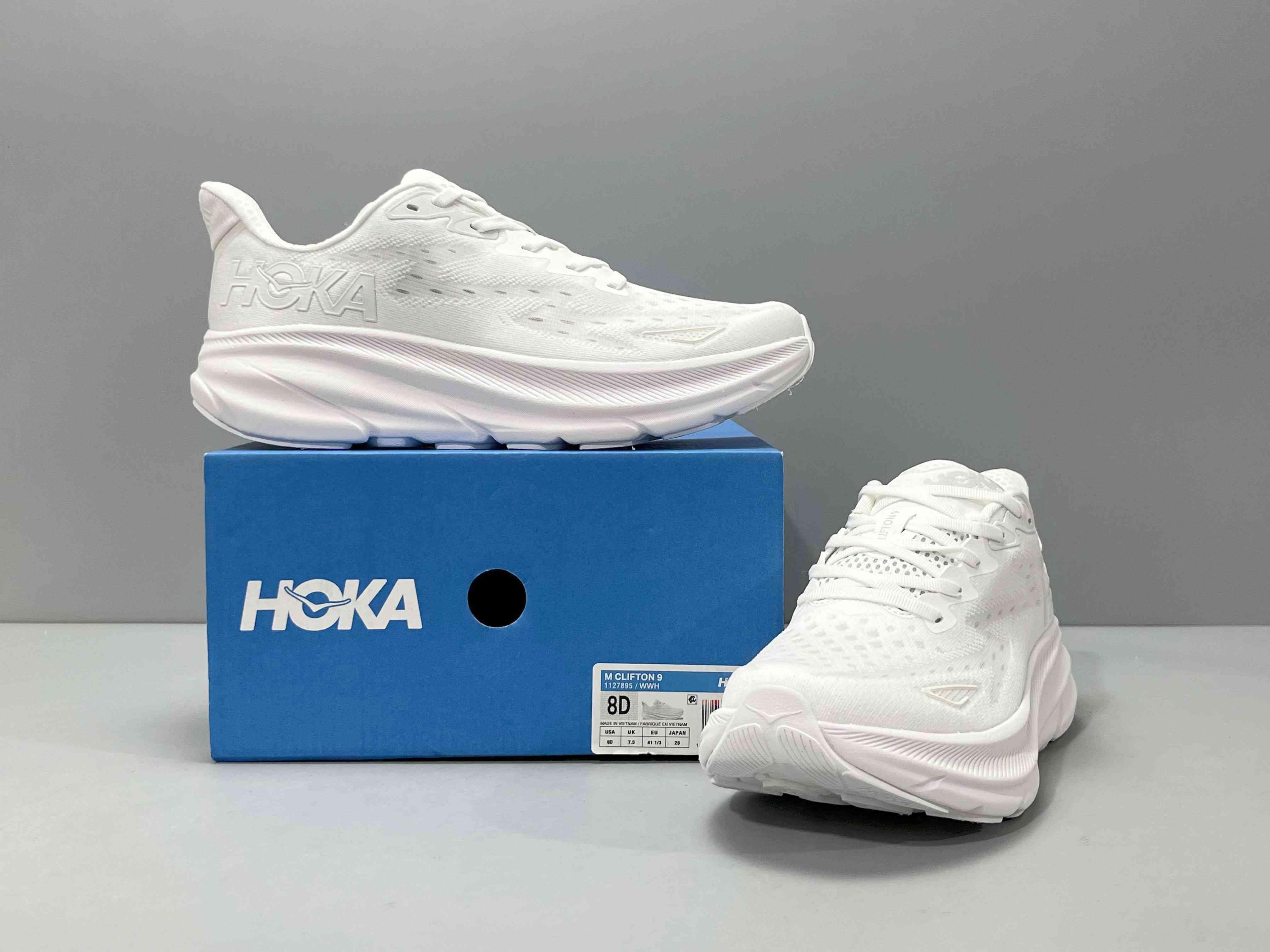 Hoka One One Clifton 9 &