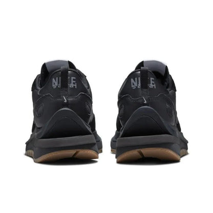Nike Vaporwaffle Sacai &