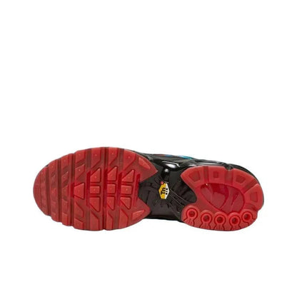 Nike Air Max Plus &