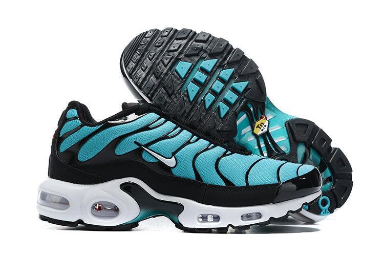 Nike Air Max Plus &
