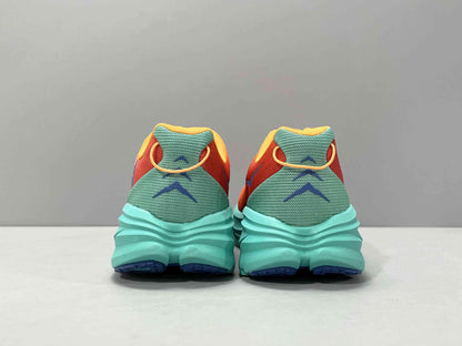Hoka One One Rincon 3 &