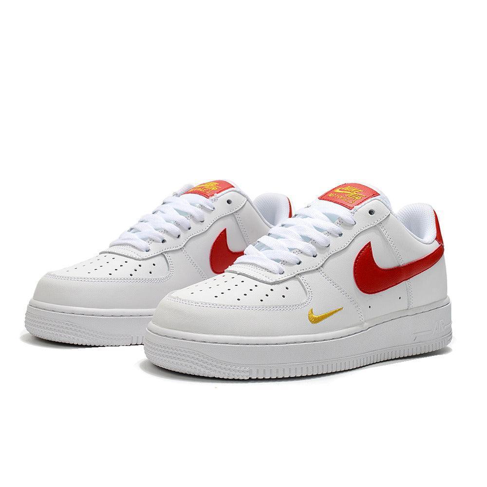 Nike Air Force 1 &